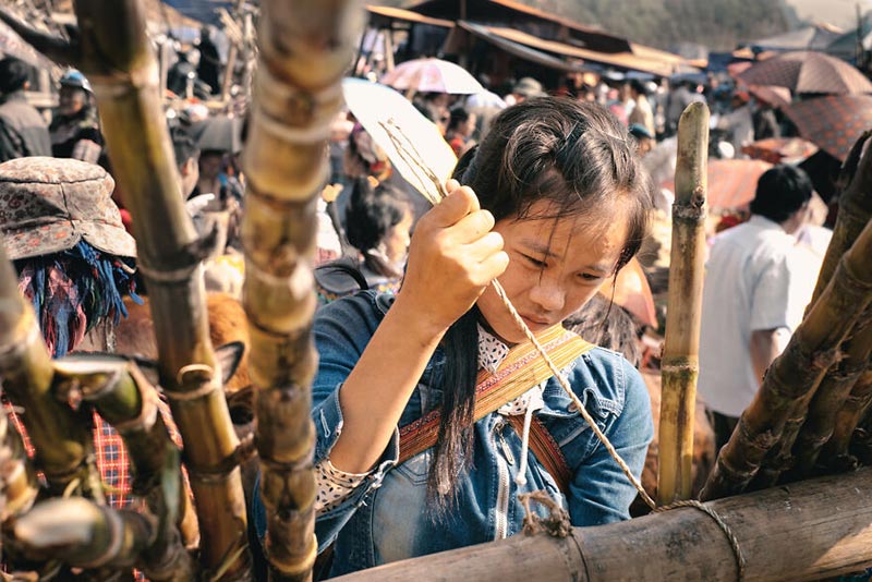 دختر ویتنامی در بازار