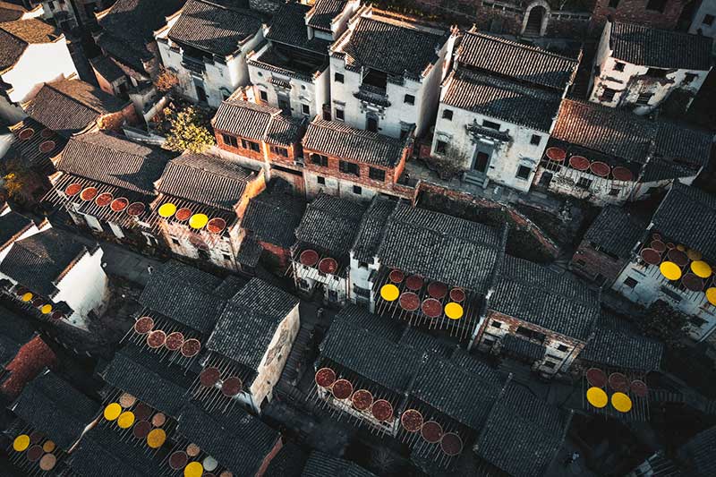 پشت بام خانه ها در روستای چینی 