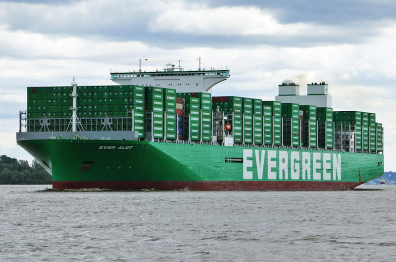 بزرگترین کشتی باربری جهان؛ منبع عکس: Hafen Hamburg، عکاس: نامشخص