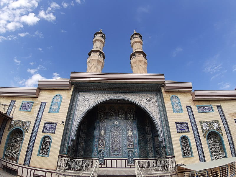 مسجد جامع شافعی کرمانشاه؛ منبع عکس: ویکی‌مدیا، عکاس: Hosseinronaghi