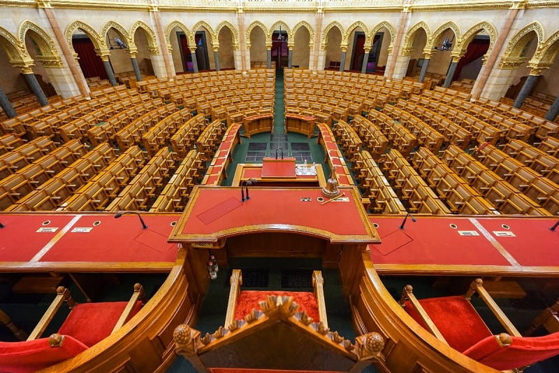 اتاق نمایندگان، منبع: parlament.hu