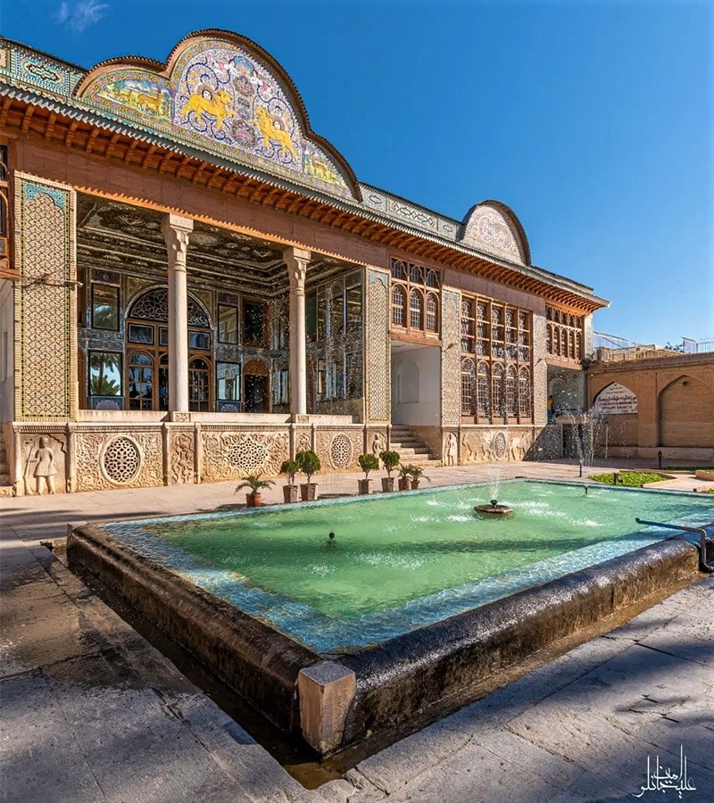 نمای عمارت اصلی در باغ نارنجستان قوام شیراز، منبع عکس: اینستاگرام alijanlou.amin@، عکاس: امین علیجانلو