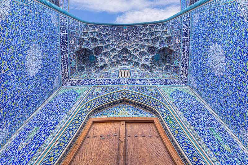 معماری داخلی سقف مسجد شیخ لطف‌الله اصفهان