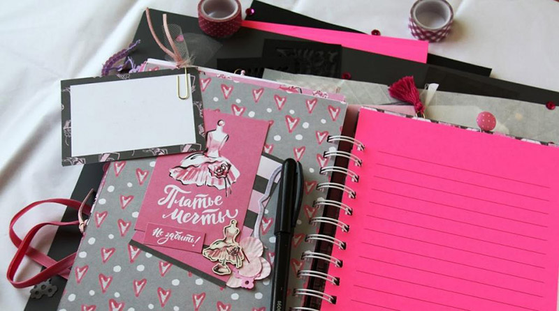 دفترچه خاطرات عاشقانه برای ولنتاین؛ منبع عکس: سلام دنیا؛ عکاس: نامشخص