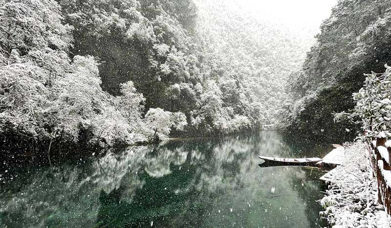 دریاچه دره پینگشان چین در فصل زمستان