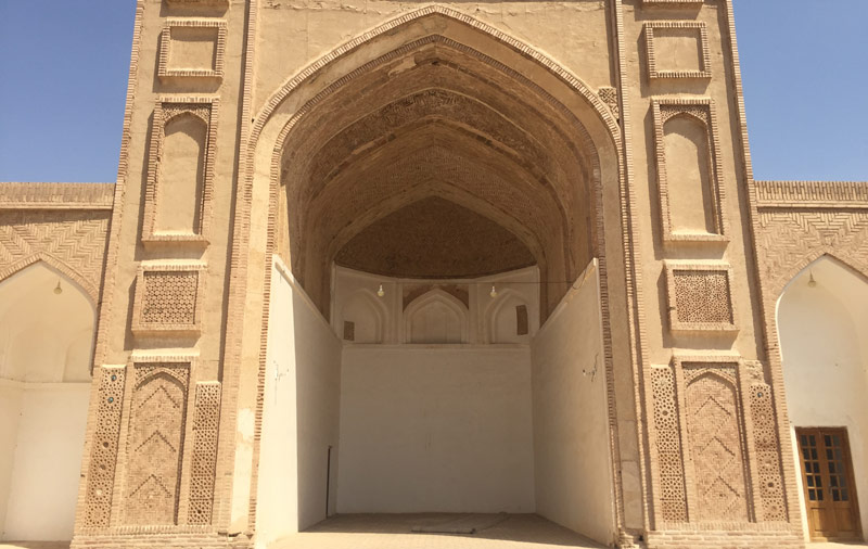مسجد جامع گناباد؛ منبع عکس: گوگل مپ؛ عکاس: وحید عابدین زاده