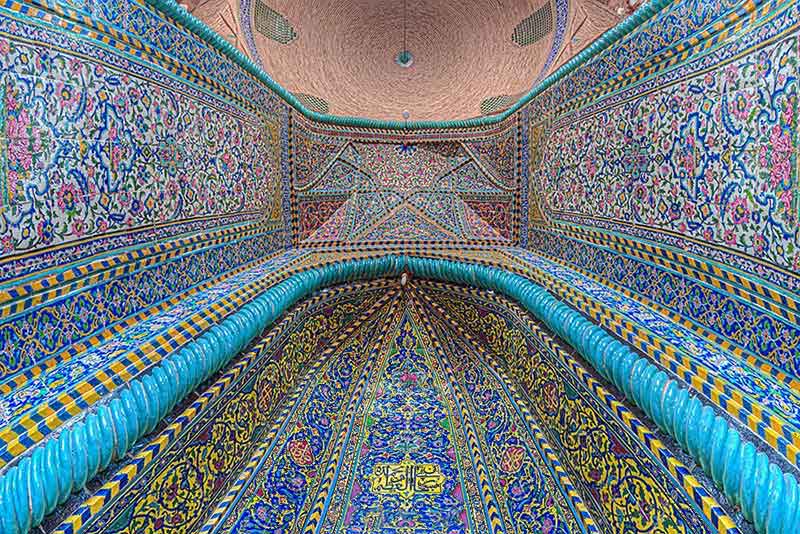 معماری داخلی سقف مسجد رکن الملک در اصفهان