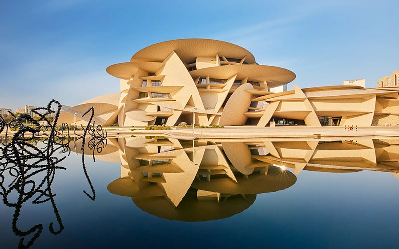 معماری موزه ملی قطر به شکل رز صحرا، منبع عکس: visitqatar.com، عکاس: ناشناس
