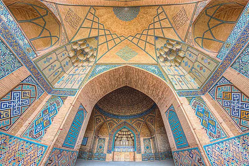 معماری داخلی مسجد حکیم اصفهان