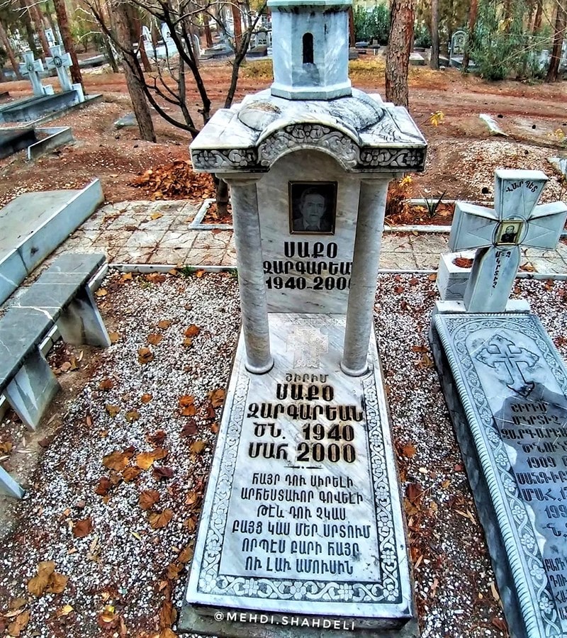 سنگ قبری در قبرستان ارامنه اصفهان، منبع عکس: اینستاگرام mehdi.shahdeli@، عکاس: مهدی شاه‌دلی