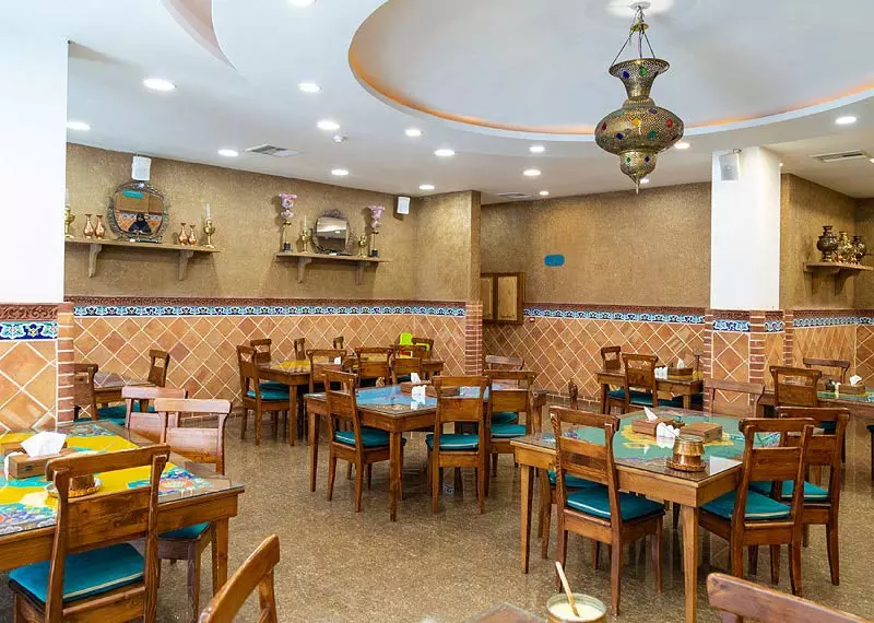 رستوران سنتی مرشد شعبه سعادت آباد