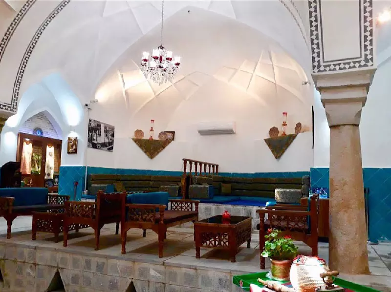 رستوران حمام تاریخی گپ در خرم آباد