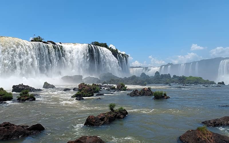 جریان آبشار ایگواسو