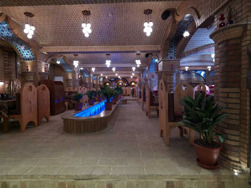 رستوران سنتی ترمه (هتل فردوسی)