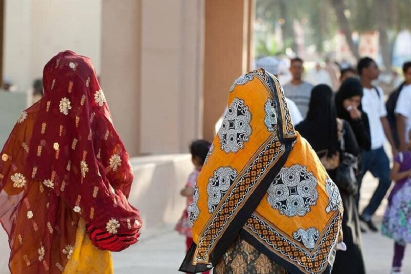 برگزاری نمایشگاه لباس‌های سنتی بوشهر در سعدآباد