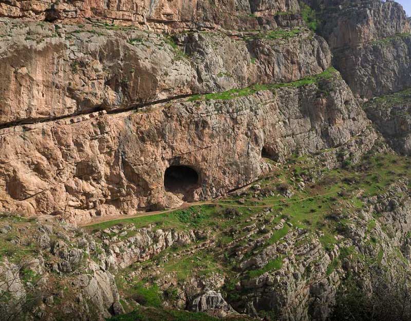 غار دربند رشی در رودبار گیلان