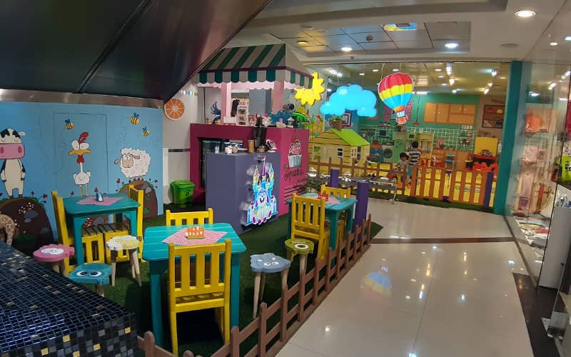 اتاق بازی کودکان در هپی لند مرکز خرید خورشید