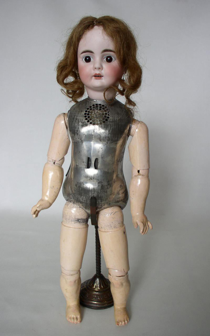 عروسک ساخت ادیسون