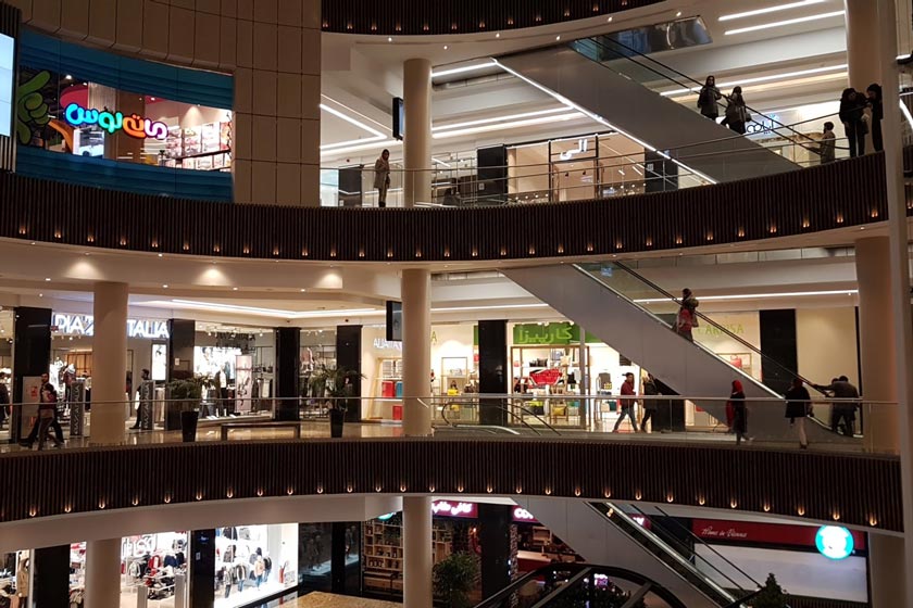 Piazza Italia - مرکز خرید سانا - Sana Shopping Center