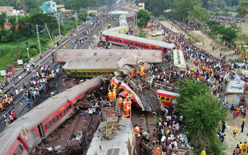 برخورد دو قطار در هند
