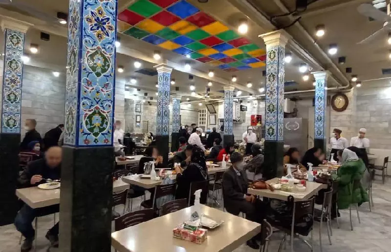 رستوران شرف‌الاسلامی؛ بازار بزرگ تهران