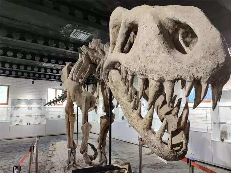 ماکت دایناسور در موزه پارک ژوراسیک مشهد