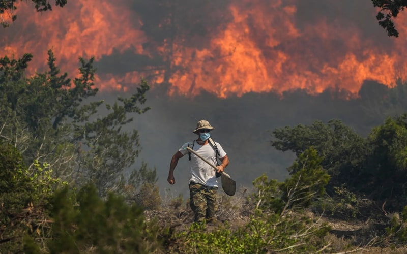 آتش سوزی در یونان