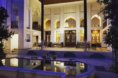 در مورد عمارت تاریخی بخردی در اصفهان چه می‌دانید؟