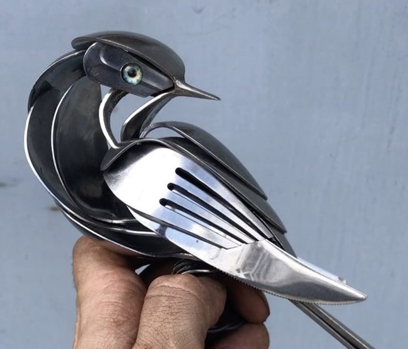 پرنده فلزی از قاشق و چنگال