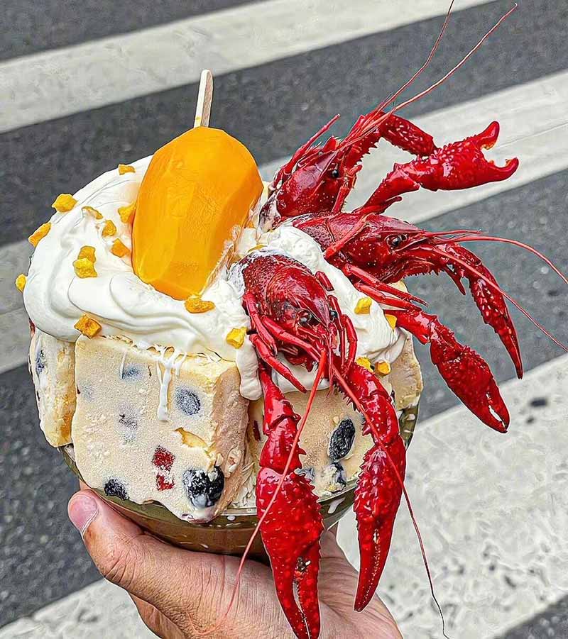 بستنی خرچنگ؛ منبع عکس: reddit؛ نام عکاس نامشخص