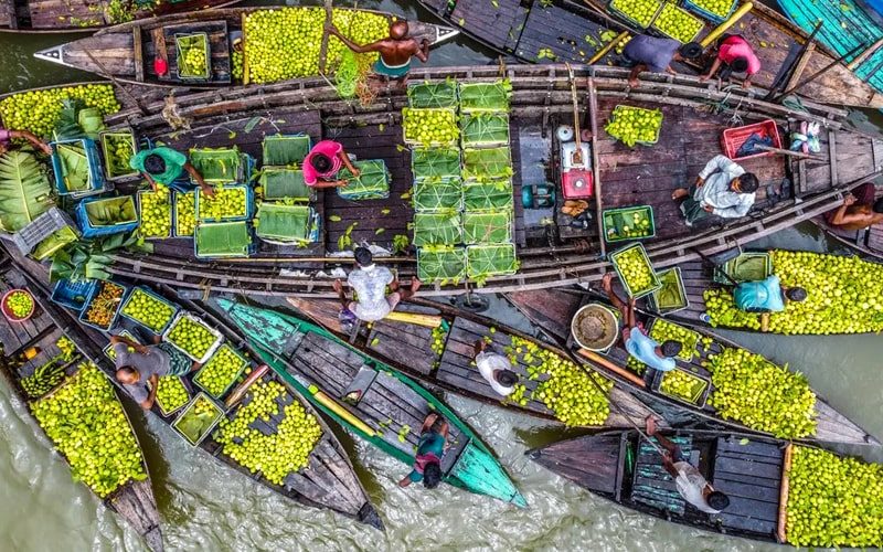 عکس هوایی از بازار شناور در تایلند