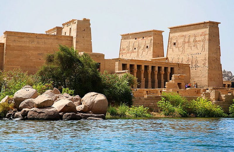 معبد فیله؛ منبع عکس: Journey to Egypt، عکاس: نامشخص