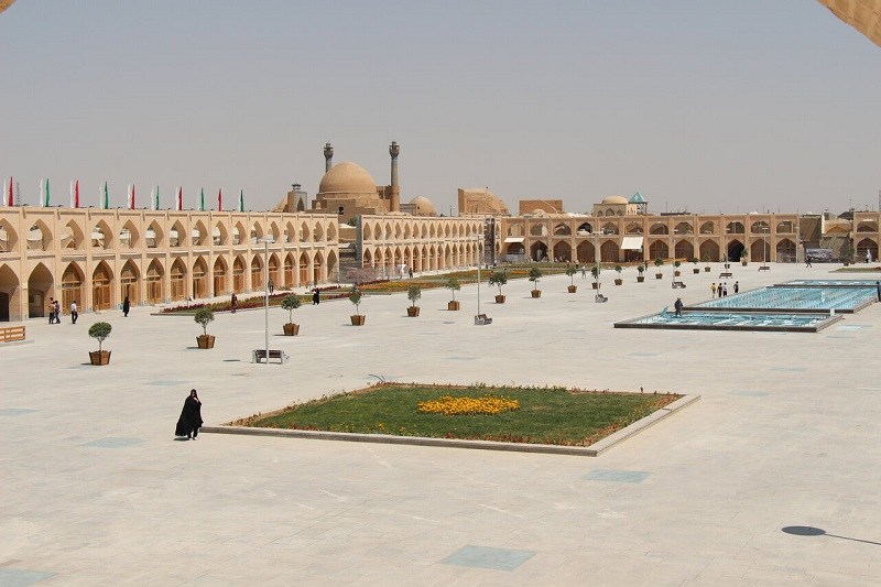 میدان امام علی اصفهان؛ منبع عکس: imna.ir؛ عکاس: نامشخص