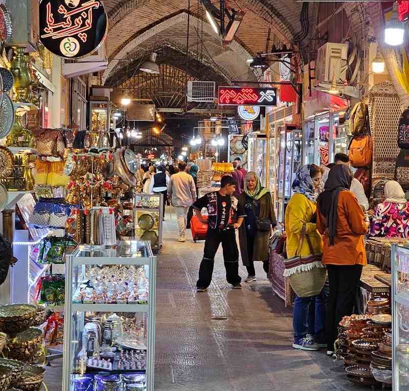 بازار اصفهان؛ منبع عکس: گوگل‌مپ؛ عکاس: Salwa Al-jaber 