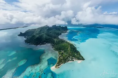 با تور مجازی از جزیره مائوپیتی دیدن کنید