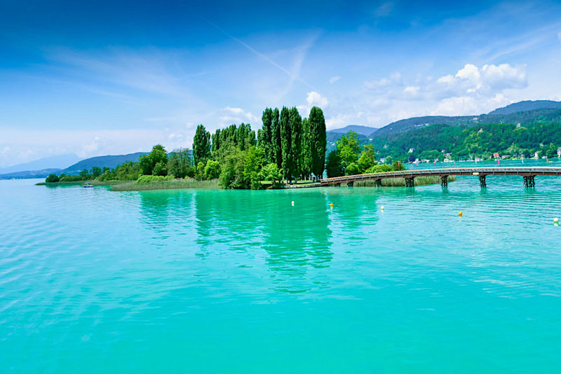 دریاچه ورث اتریش؛ منبع عکس: وب‌سایت passengeronearth.com؛ عکاس: نامشخص