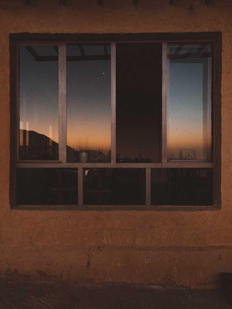 پنجره خانه‌ای در کشور اردن