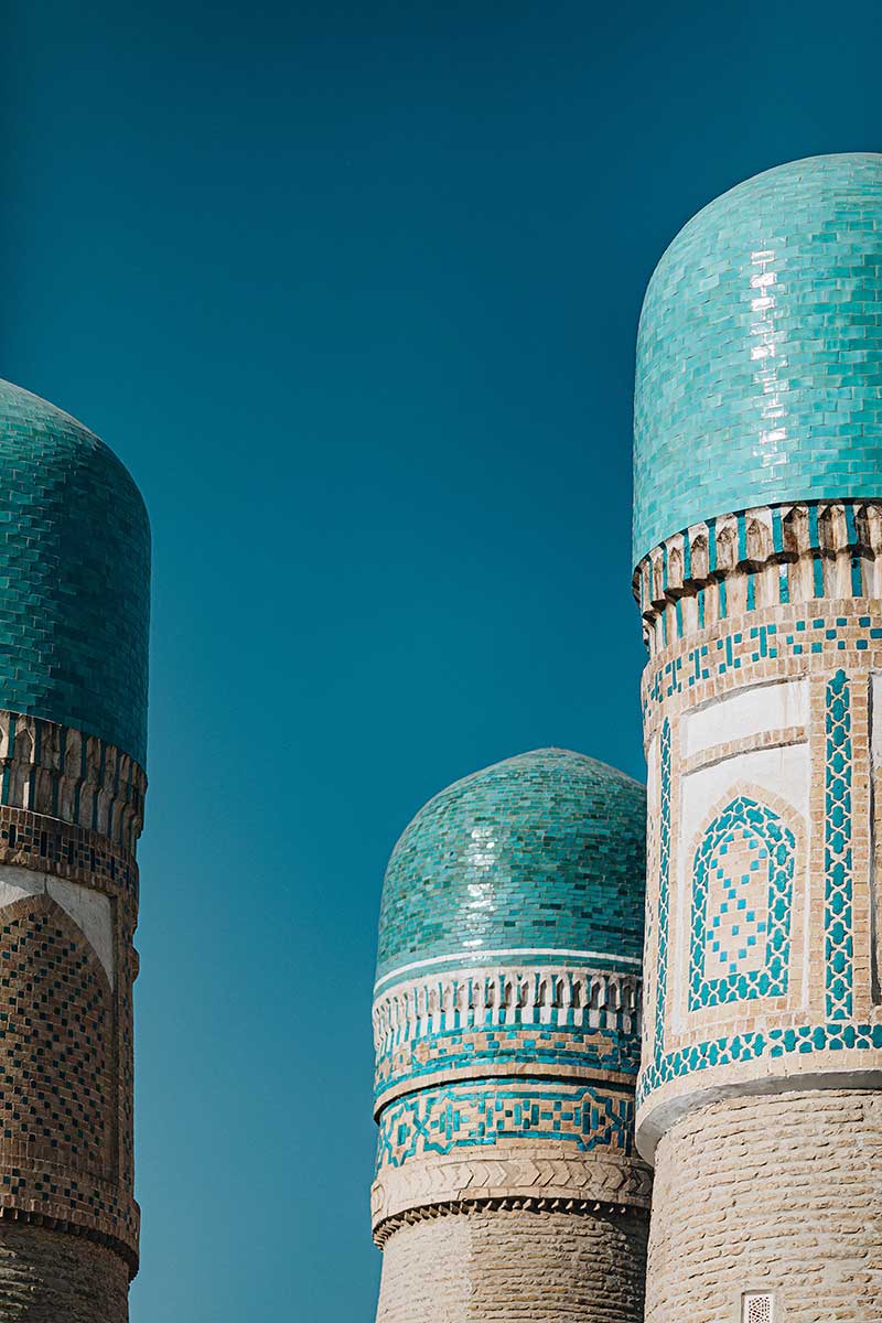 گنبد و مناره‌های فیروزه‌ای در ازبکستان