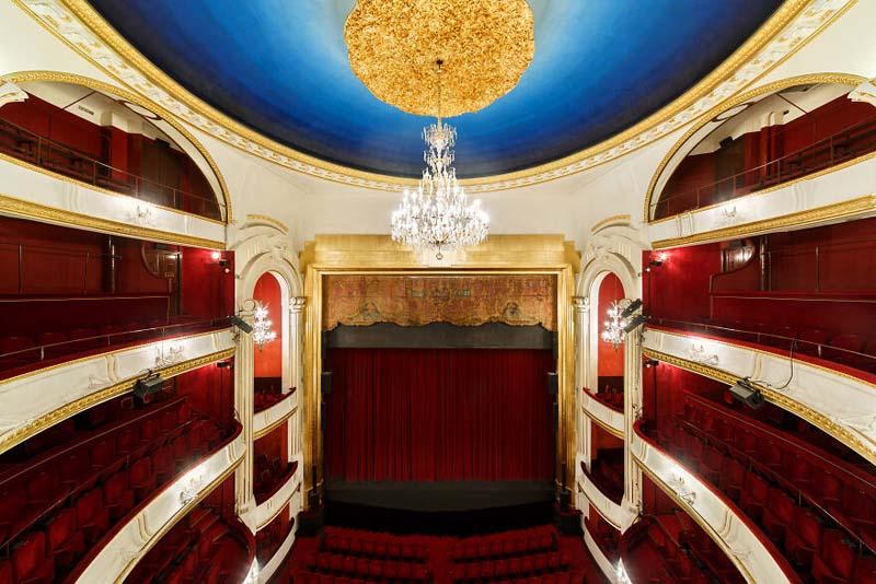 سالن تئاتر د لا پورت سنت مارتین (De La Porte Saint-Martin)