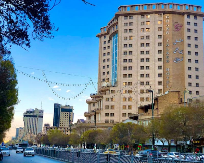 هتل قصر طلایی؛ ازجمله هتل استخردار در مشهد