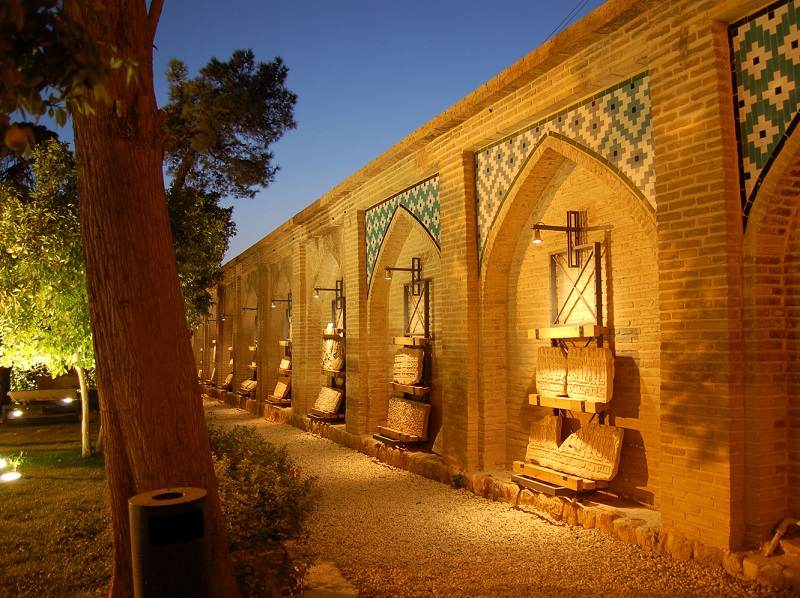 موزه هفت تنان شیراز؛ منبع عکس: گوگل‌مپ؛ عکاس: Panoman virtual tours