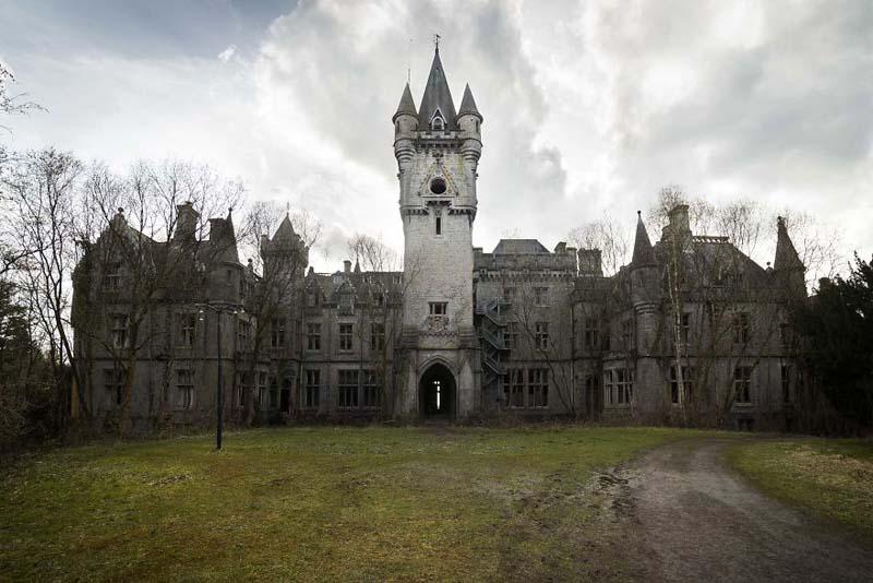 قلعه متروکه ای در بلژیک