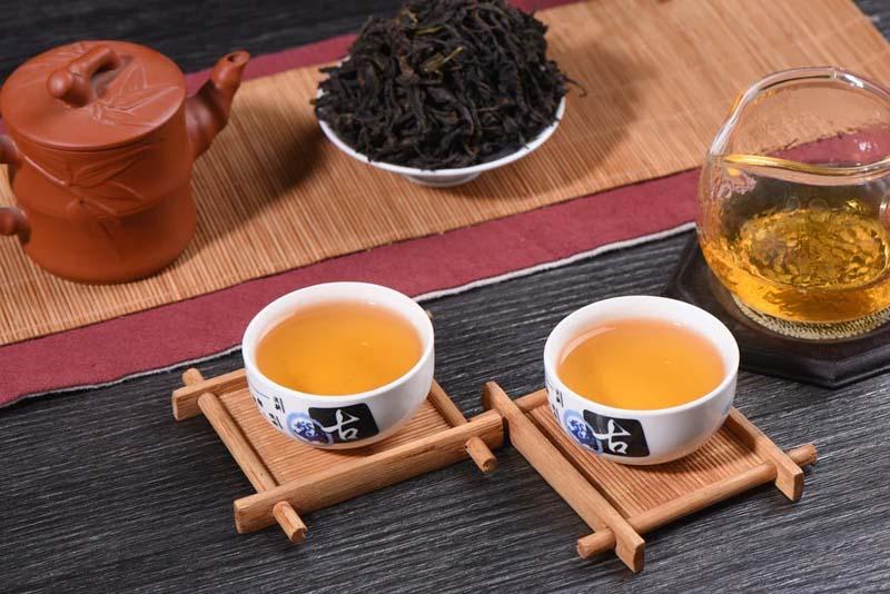 دو فنجان از چای گران دا هونگ پائو
