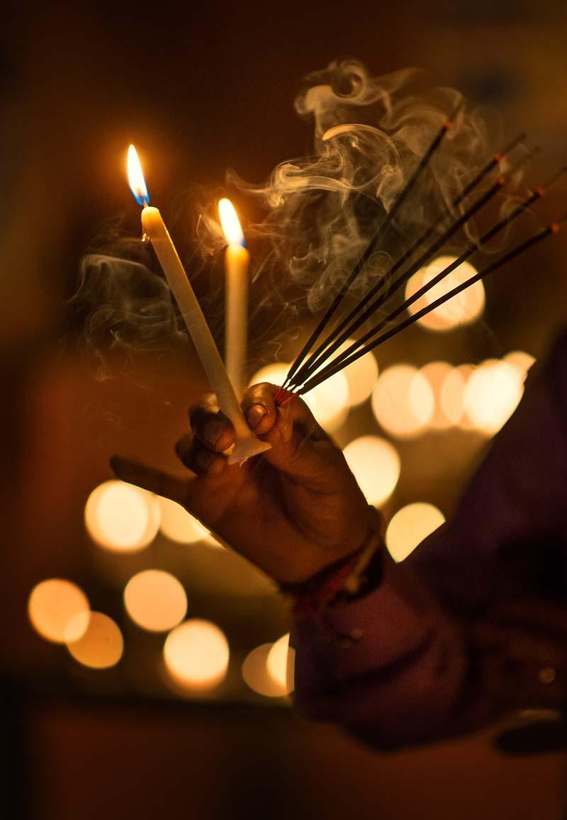 شمع و عود مخصوص جشن راخر اوپوپاش