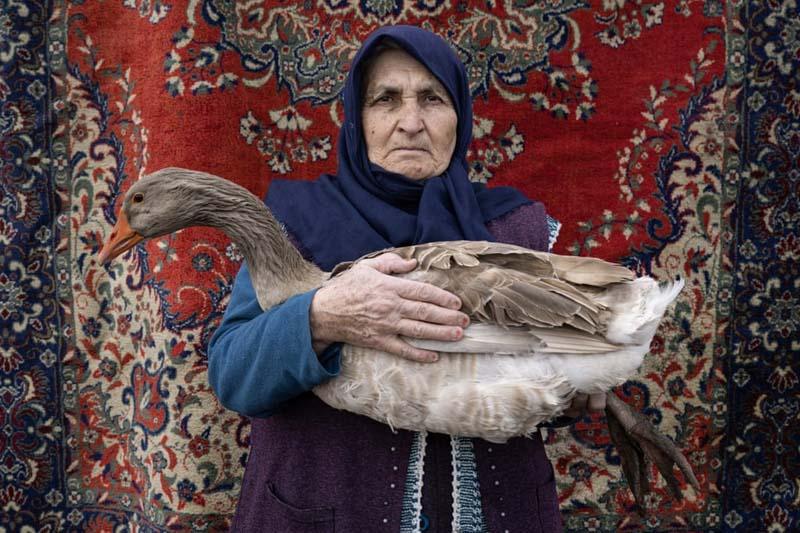 زن ۷۰ ساله اهل ترکیه که به مدت پنج دهه غاز پرورش می دهد