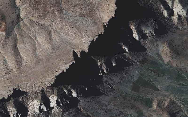 عکس هوایی از کوهستان