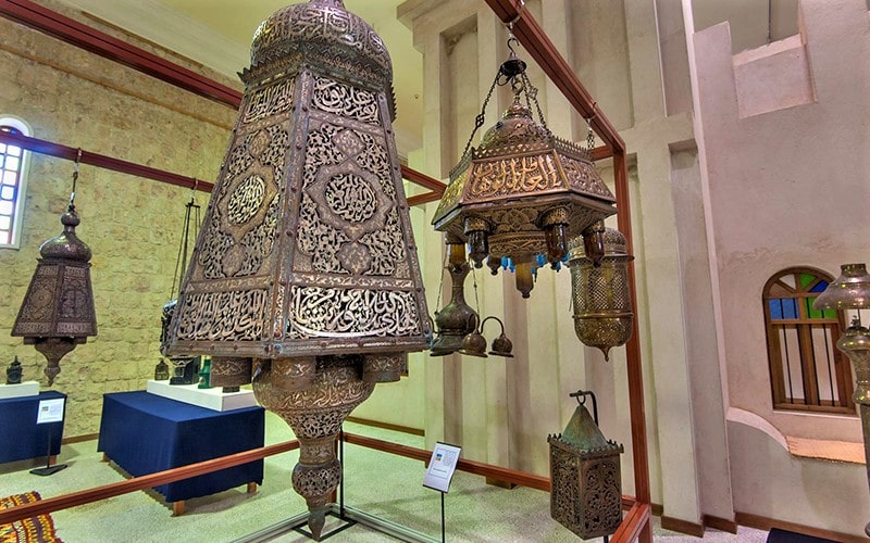 آثار فلزی در موزه شیخ فیصل، منبع عکس: asergeev.com، عکاس: Alexey Sergeev