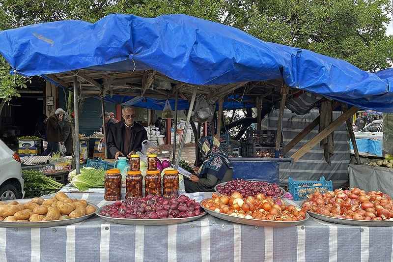 شنبه بازار انزلی؛ منبع عکس: گوگل مپ؛ عکاس: محمدرضا یعقوبی شاوکی