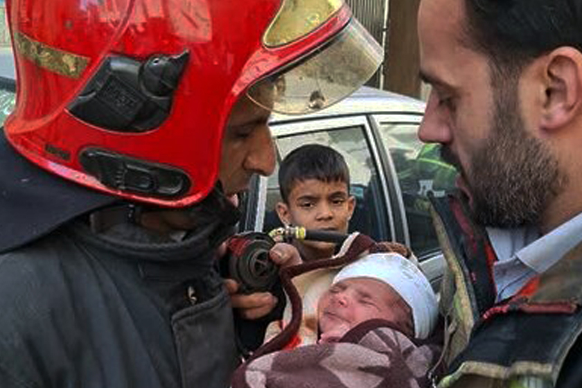 آتش سوزی سوییت آپارتمان در مشهد | نجات ۱۷ مسافر ایرانی و خارجی