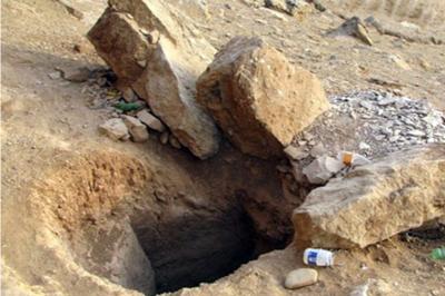 بازداشت حفار غیرمجاز به همراه کوزه‌های تاریخی در ورامین
